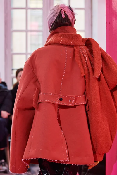Look 72